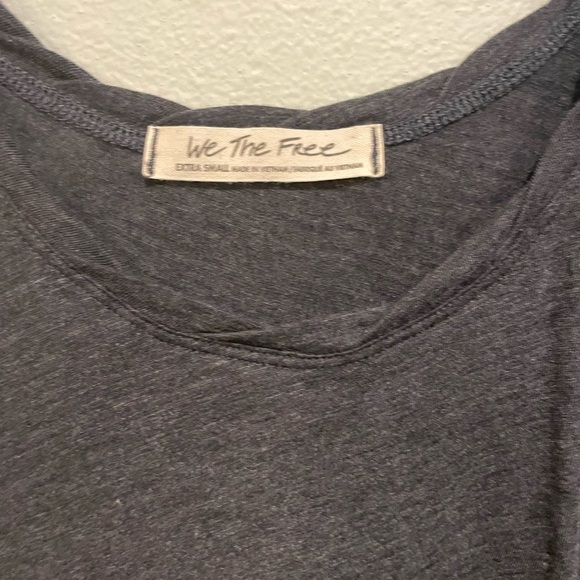 Women’s We the Free Gray tank top. Size XS - Picture 2 of 4